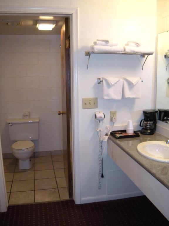 Motel West Idaho Falls Room photo